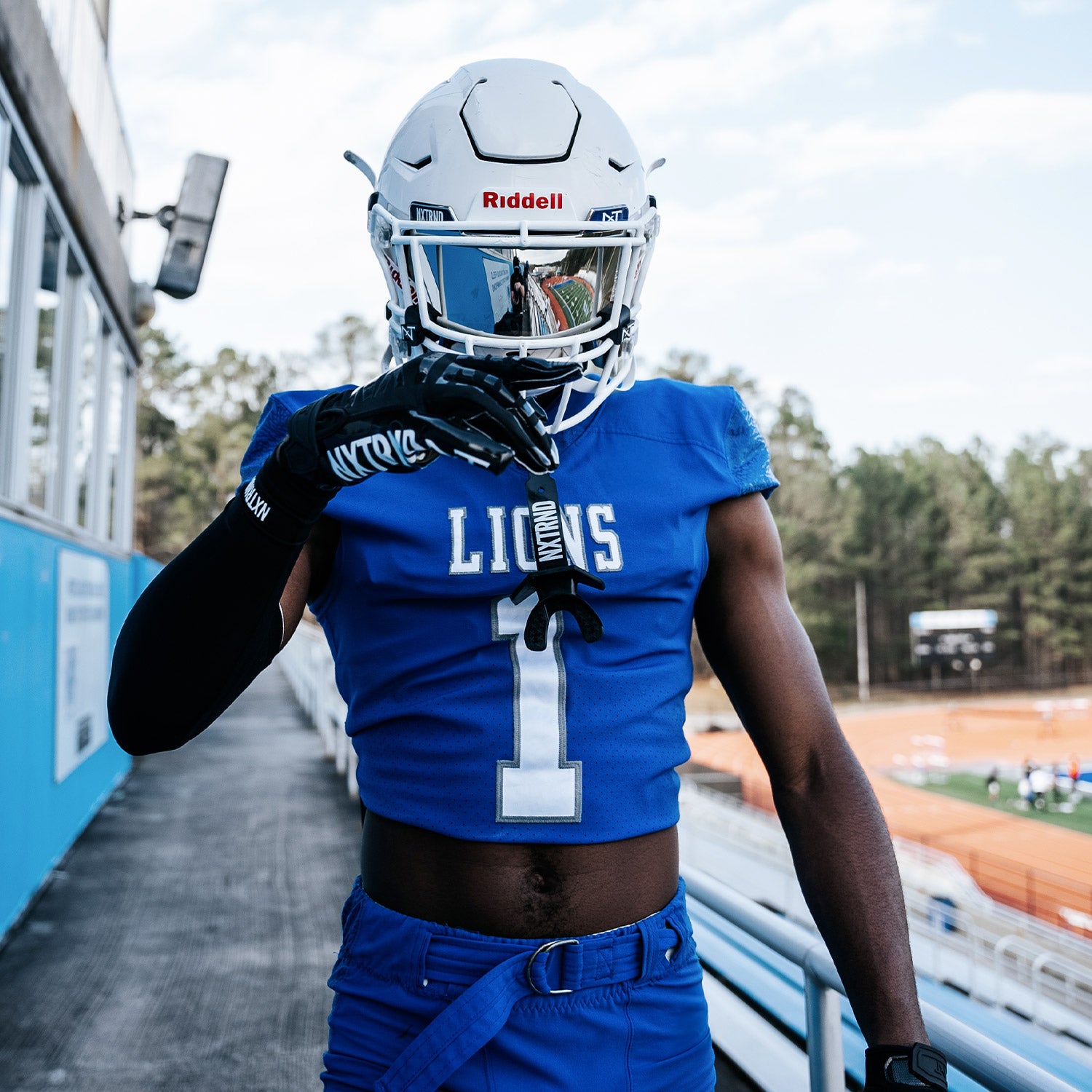 NXTRND VZR3® Football Visor Clear Mirror