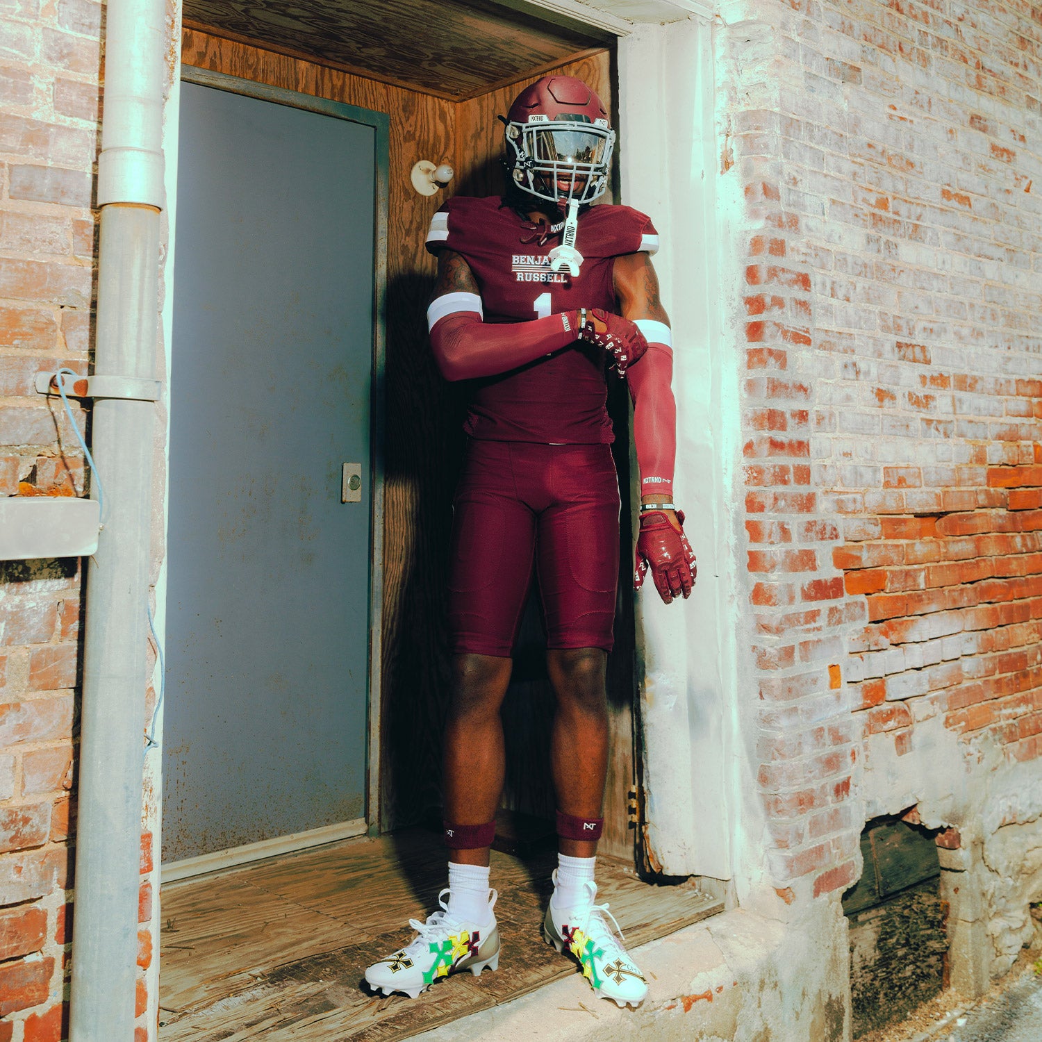 NXTRND Double Arm Sleeves Maroon (1 Pair)