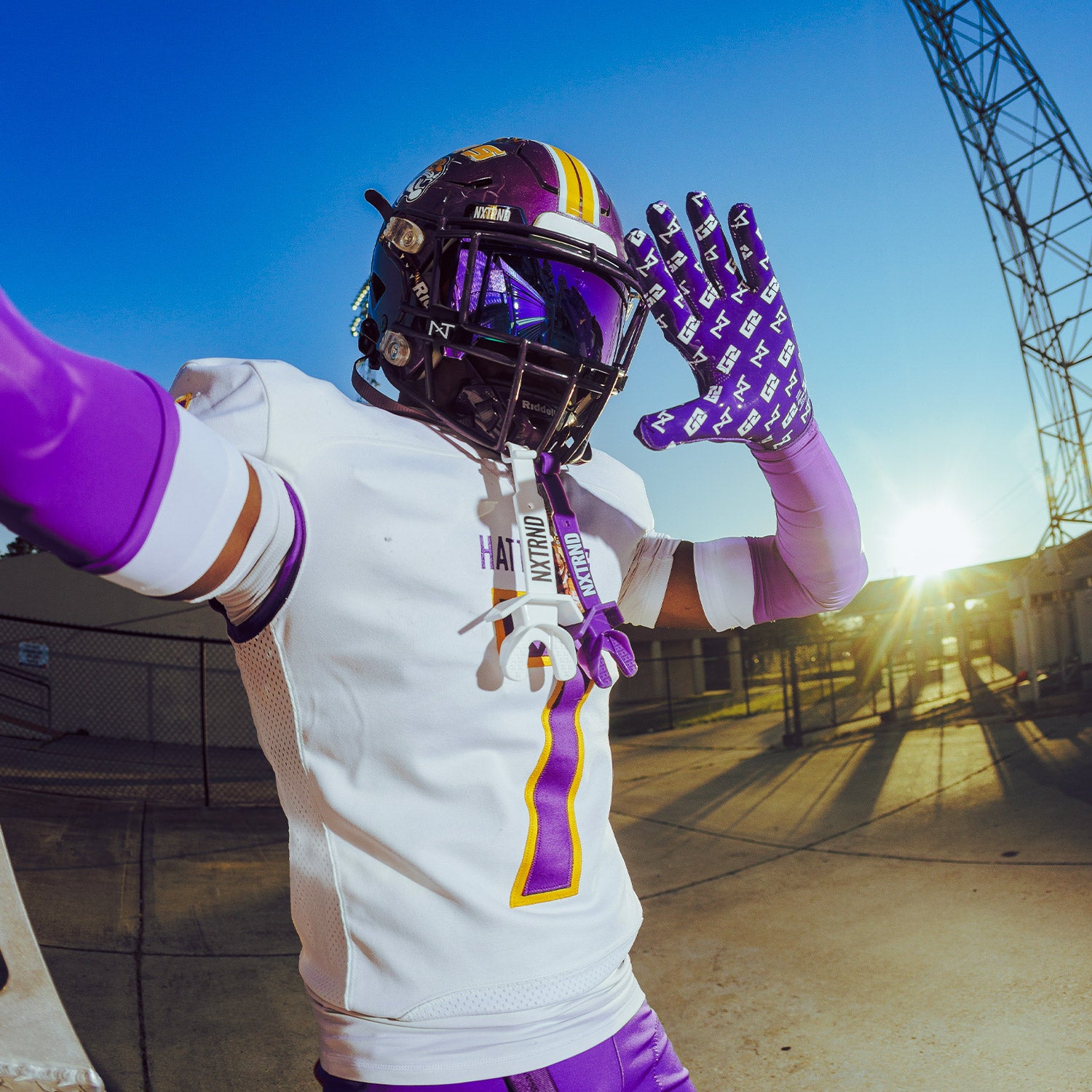 NXTRND VZR3® Football Visor Purple