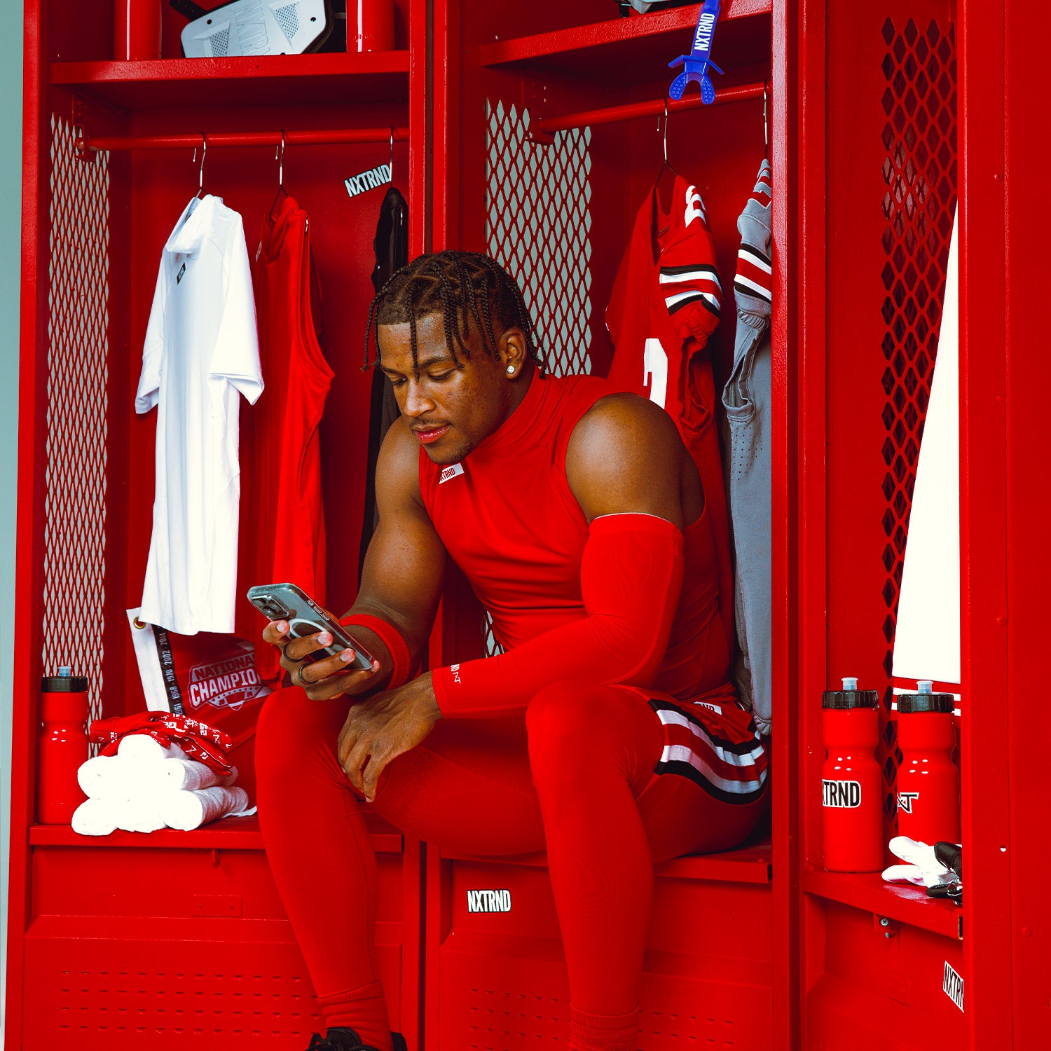 NXTRND AirTek Arm Sleeves Red (1 Pair)